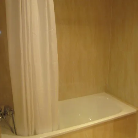 2108-nice With Pool Close From And Bars Apartment