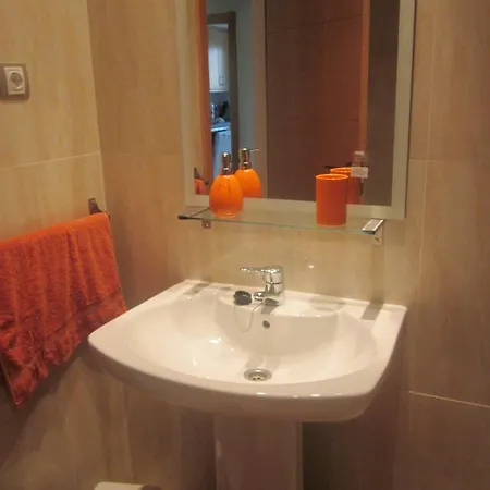 2108-nice With Pool Close From And Bars Apartment Manilva